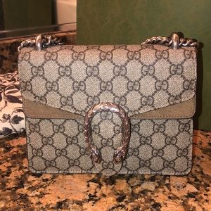 Gucci Dionysus GG Supreme Mini Bag with Crossbody or Shoulder Strap